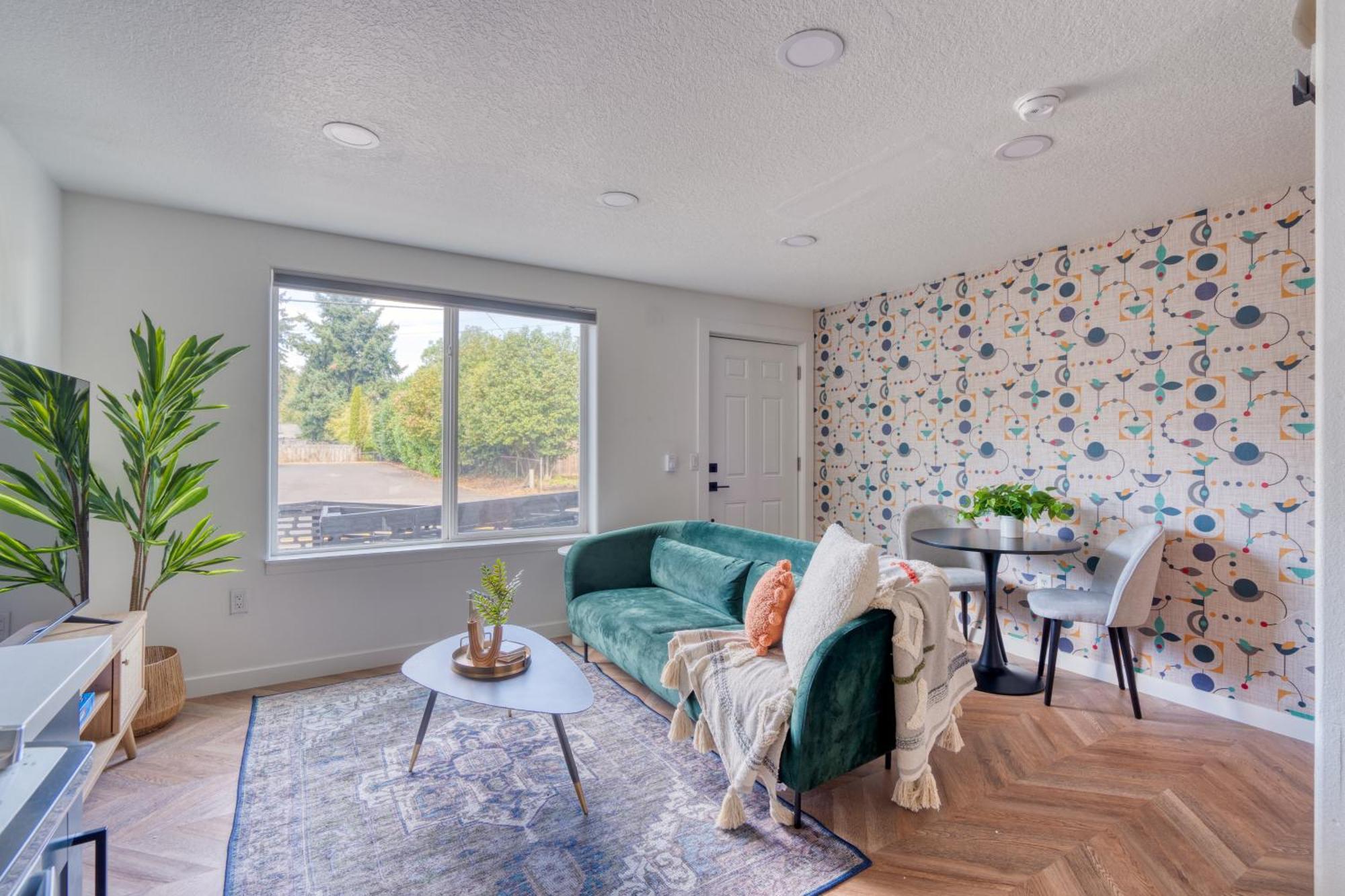 Stay Portland - The Woodstock Inn - Reed College & Vintage Shops Экстерьер фото
